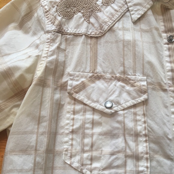 GUESS Short Sleeve Summer Shirt. Medium - Picture 7 of 16